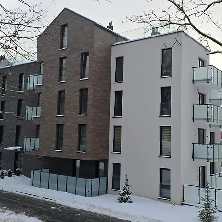 Апартаменти Loft Z Parkingiem W Garazu Кудова-Здруй