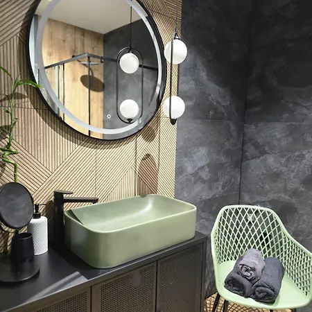 Loft Z Parkingiem W Garazu * Kudowa-Zdrój